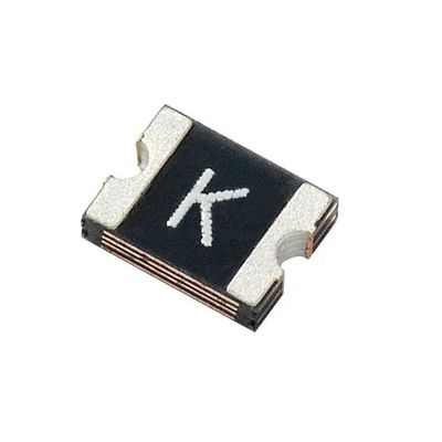 Montagem de superfície Resettable do fusível 16V 1.5A Ih de 1210L150/16WR PTC