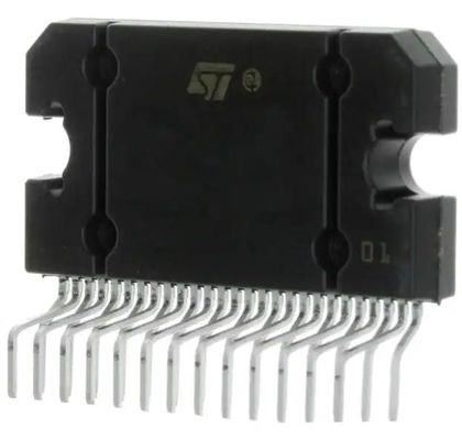 TDA7562B Amplificador IC de 4 canais (quad) classe AB de 27 flexivatos (vertical)