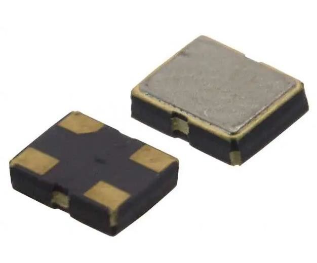 ECS-327KE-TR 32.768 kHz XO CMOS Oscilador 1.5V ~ 5.5V Ativar/Desactivar 4-SMD